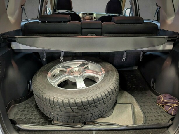 toyota-rav4-bensin-2006-big-23
