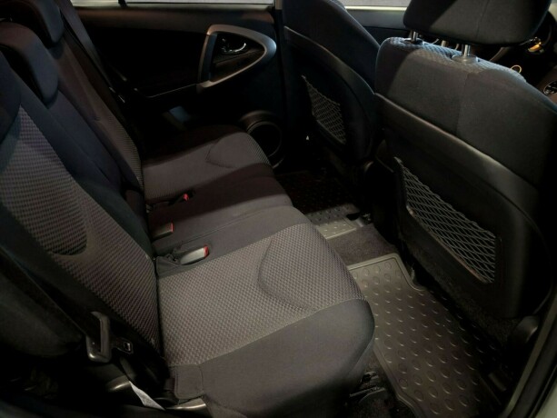 toyota-rav4-bensin-2006-big-19