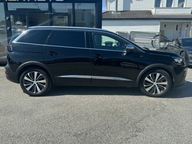 peugeot-5008-diesel-2019-big-3
