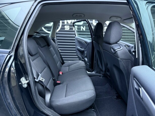 mercedes-benz-b-klasse-diesel-2009-big-30
