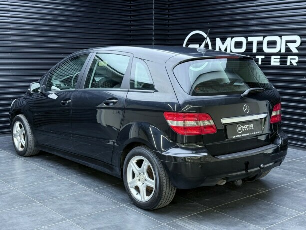 mercedes-benz-b-klasse-diesel-2009-big-1