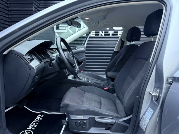 volkswagen-passat-diesel-2019-big-26