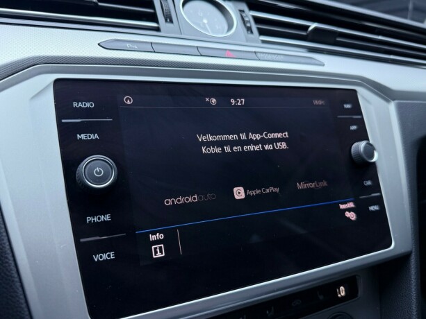 volkswagen-passat-diesel-2019-big-21