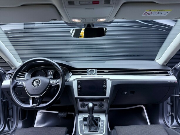 volkswagen-passat-diesel-2019-big-6