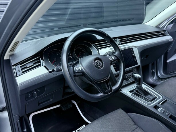 volkswagen-passat-diesel-2019-big-7