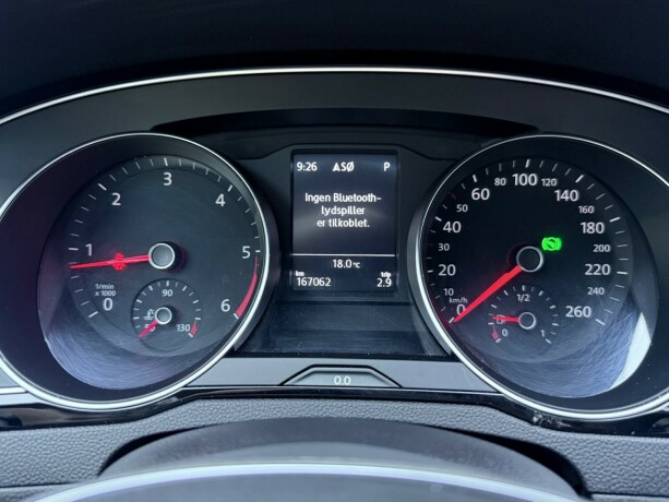 volkswagen-passat-diesel-2019-big-13