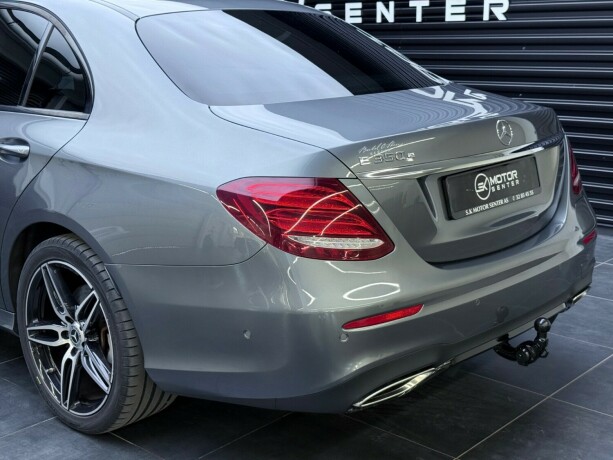 mercedes-benz-e-klasse-elektrisitetbensin-2018-big-5