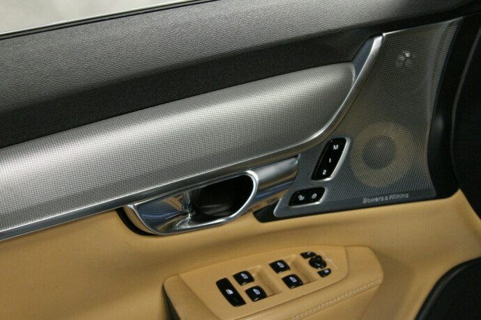 volvo-v90-diesel-2017-big-25