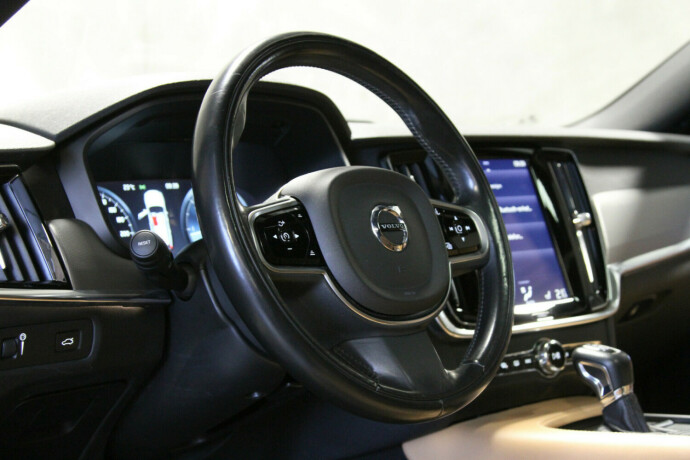 volvo-v90-diesel-2017-big-22
