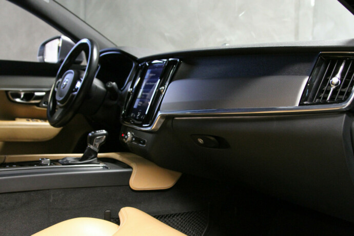 volvo-v90-diesel-2017-big-7