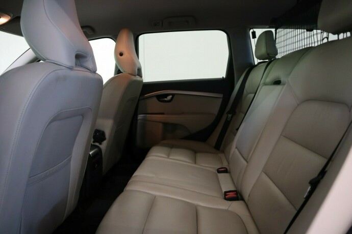 volvo-v70-diesel-2012-big-20
