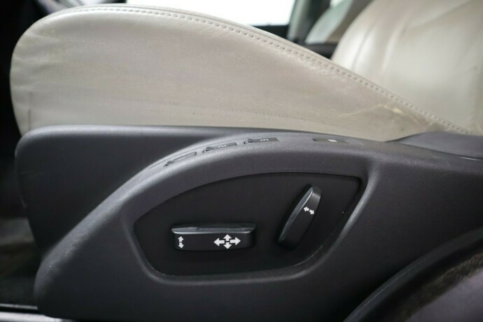 volvo-v70-diesel-2012-big-18