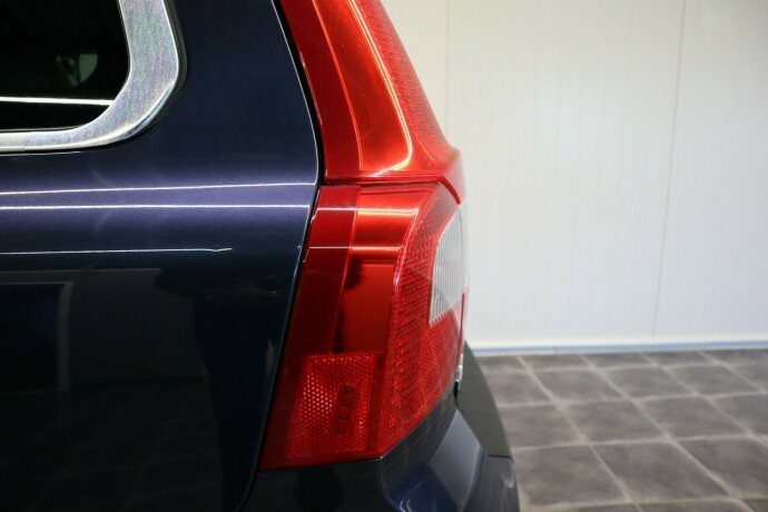volvo-v70-diesel-2012-big-16