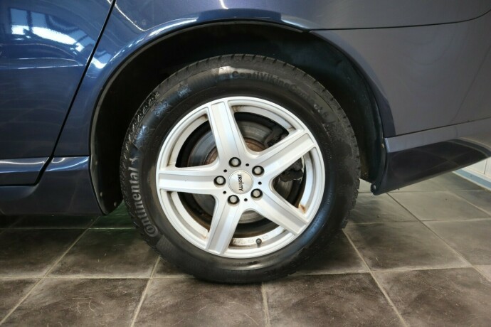 volvo-v70-diesel-2012-big-35