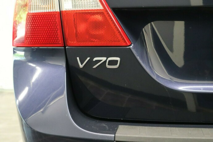 volvo-v70-diesel-2012-big-13