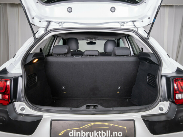 citroen-c4-cactus-diesel-2014-big-12