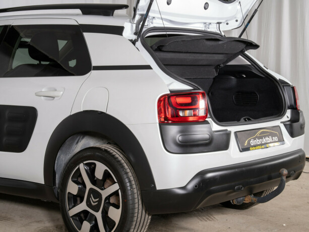 citroen-c4-cactus-diesel-2014-big-10