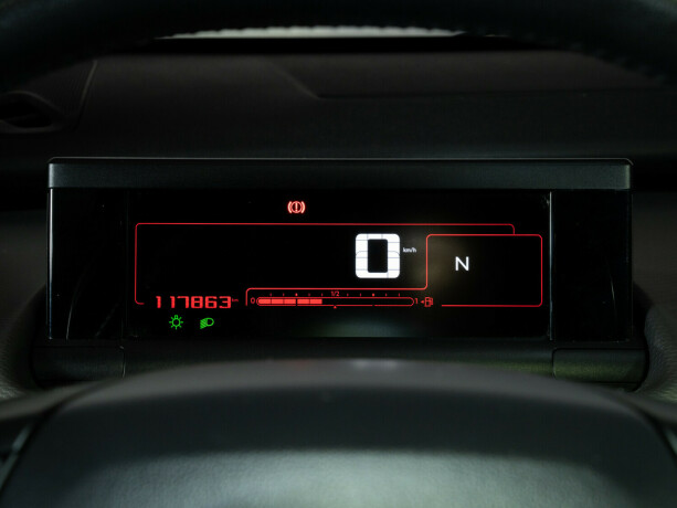citroen-c4-cactus-diesel-2014-big-26