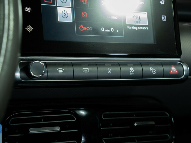 citroen-c4-cactus-diesel-2014-big-33