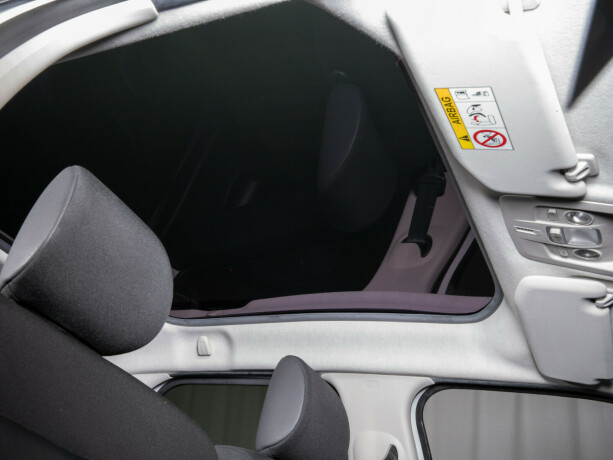 citroen-c4-cactus-diesel-2014-big-51