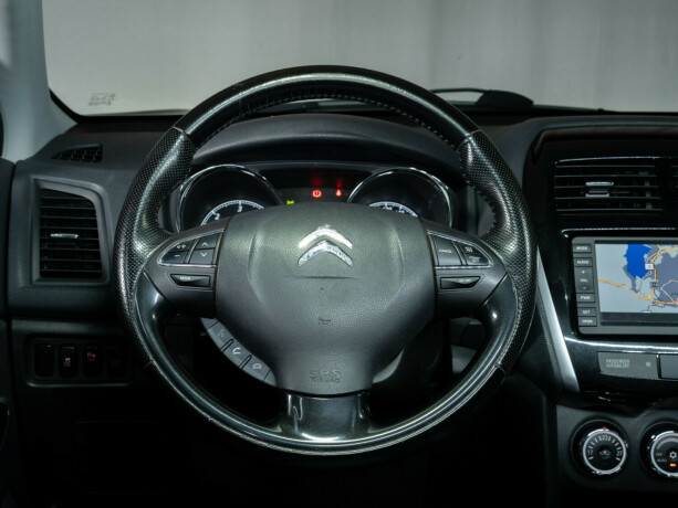 citroen-c4-aircross-diesel-2013-big-46