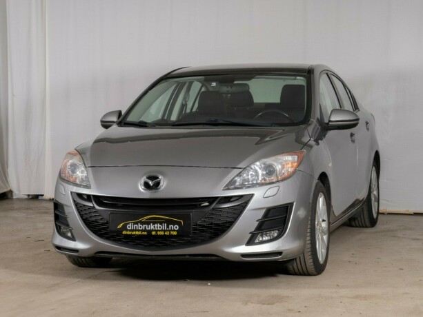 mazda-3-diesel-2010-big-1