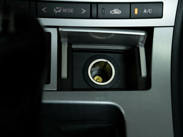 mazda-3-diesel-2010-big-28