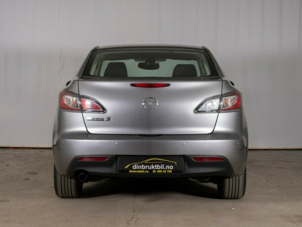 mazda-3-diesel-2010-big-6