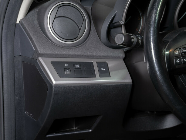 mazda-3-diesel-2010-big-38