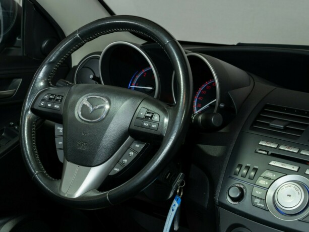 mazda-3-diesel-2010-big-19