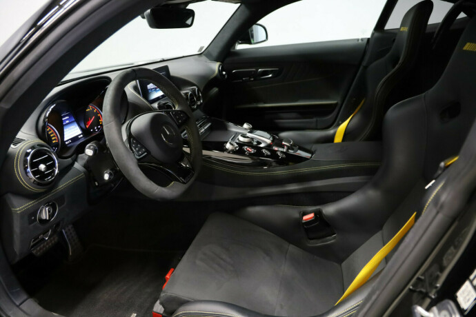 mercedes-benz-amg-gt-r-bensin-2018-big-7