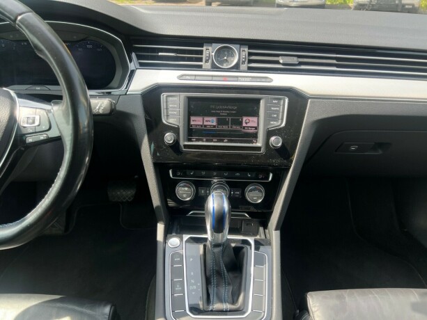 volkswagen-passat-elektrisitetbensin-2016-big-15