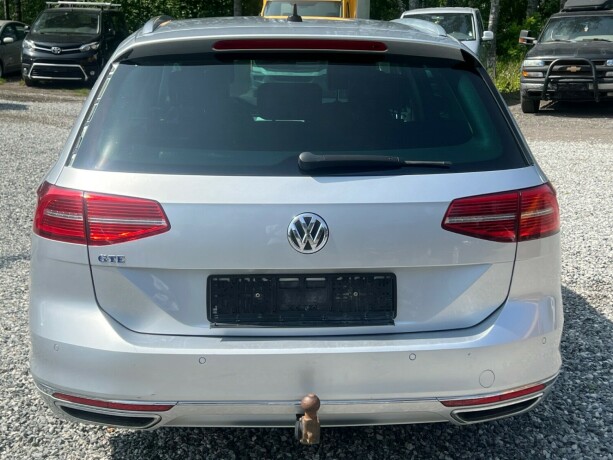 volkswagen-passat-elektrisitetbensin-2016-big-5