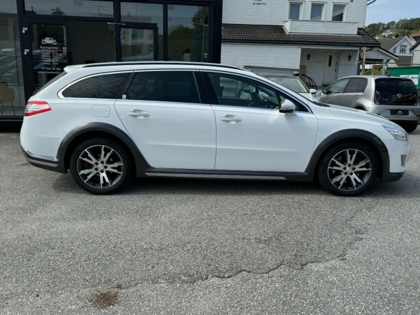 peugeot-508-diesel-2014-big-3