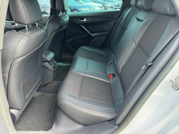 peugeot-508-diesel-2014-big-15