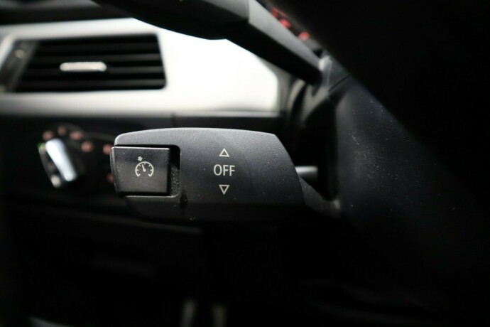 bmw-3-serie-diesel-2011-big-33