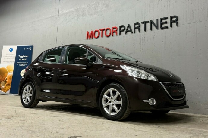 peugeot-208-bensin-2014-big-7