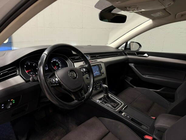 volkswagen-passat-diesel-2017-big-12