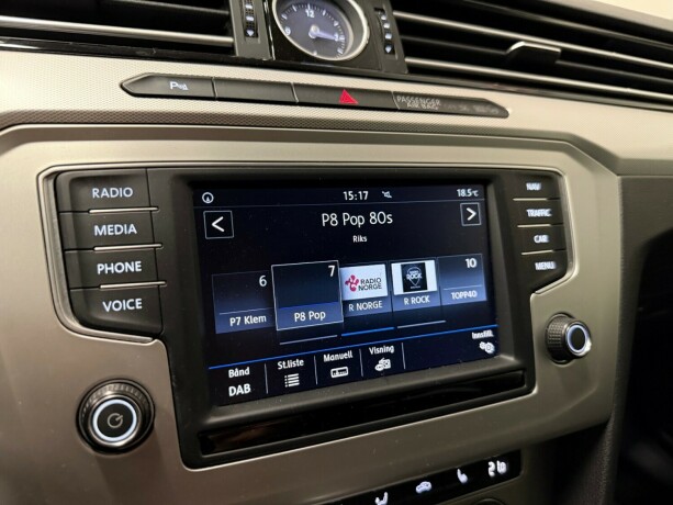volkswagen-passat-diesel-2017-big-17