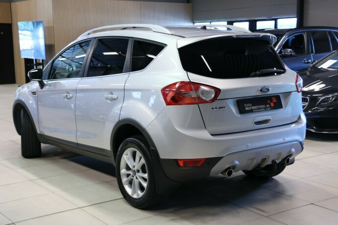 ford-kuga-diesel-2013-big-1