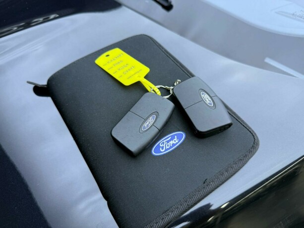 ford-kuga-diesel-2010-big-30