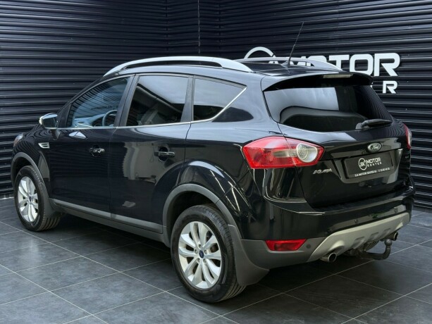 ford-kuga-diesel-2010-big-1