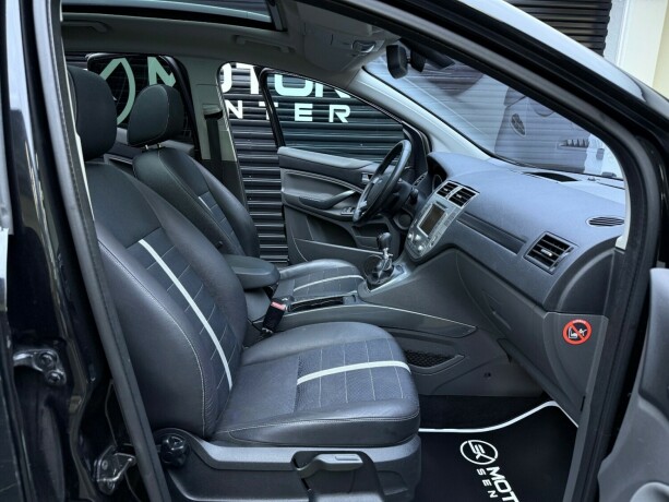 ford-kuga-diesel-2010-big-22