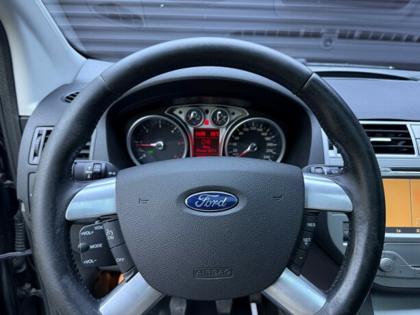 ford-kuga-diesel-2010-big-10