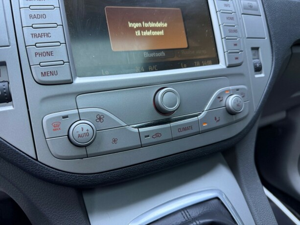 ford-kuga-diesel-2010-big-19