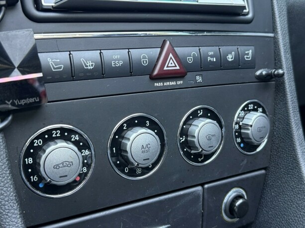 mercedes-benz-slk-bensin-2010-big-22
