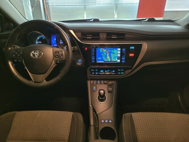 toyota-auris-elektrisitetbensin-2017-big-26