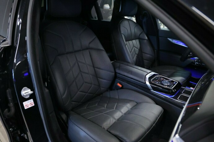 bmw-i7-elektrisitet-2023-big-9