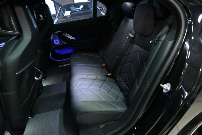 bmw-i7-elektrisitet-2023-big-6