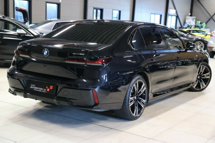 bmw-i7-elektrisitet-2023-big-2